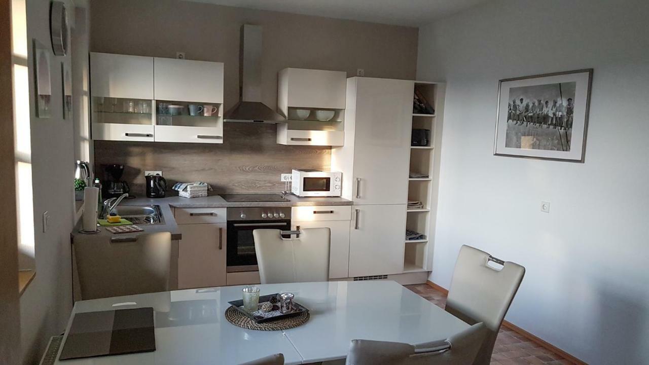 Apartamento Schweizer Haus Wippra Exterior foto